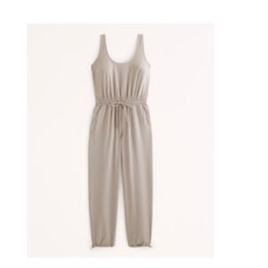Abercrombie Traveler Jumpsuit Light Taupe